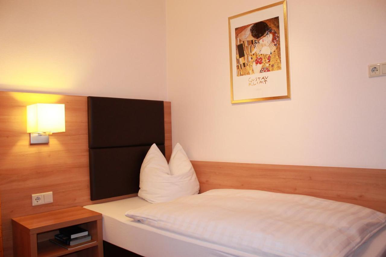 Hotel Huebler 美因河畔法兰克福 外观 照片