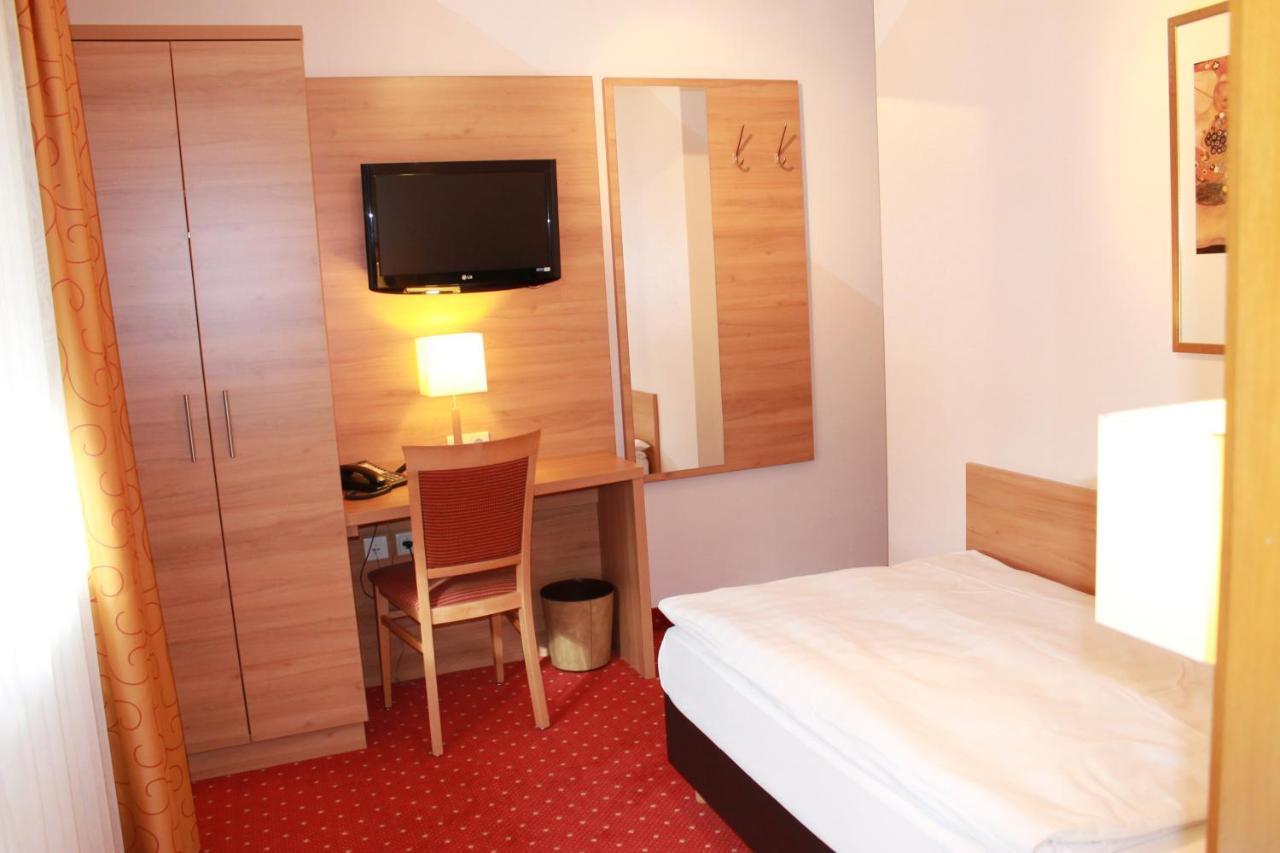 Hotel Huebler 美因河畔法兰克福 外观 照片